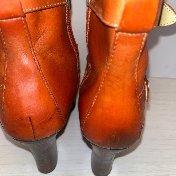 Harley Davidson Ladies Brown Strapped Heeled Boots - Size 8.. in nice condition. - Picture 5 of 9